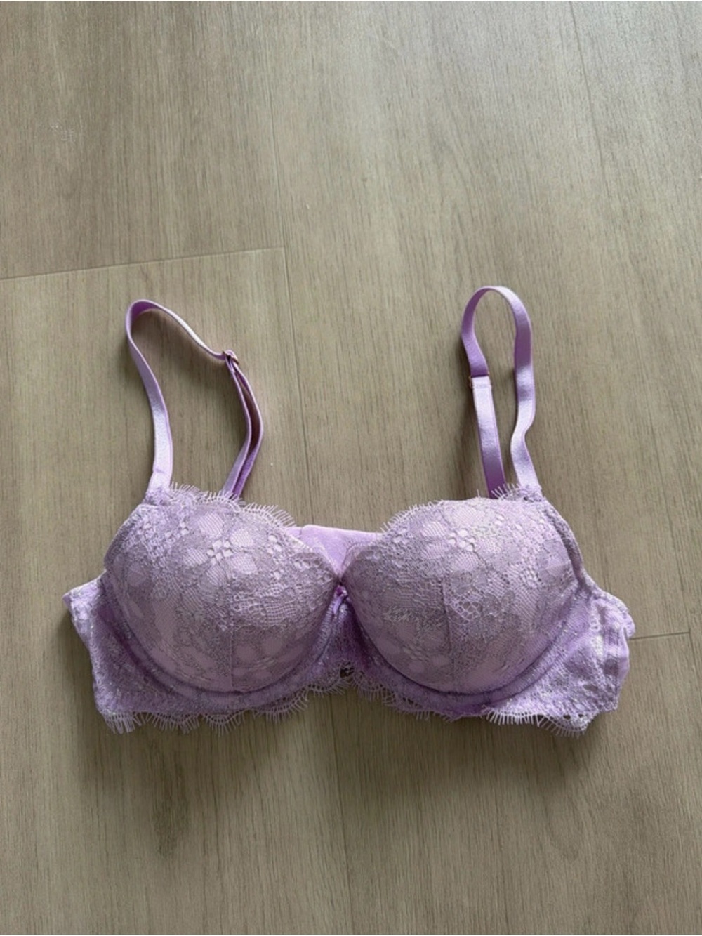 Victoria's Secret Lavender Lace Push-Up Bra